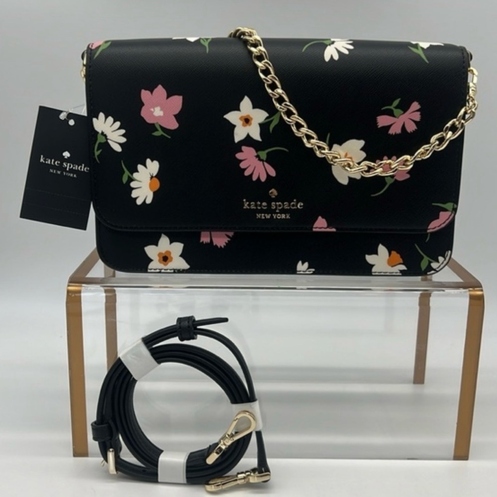 Kate’s spade crossbody‎ purse. Floral design new tags.